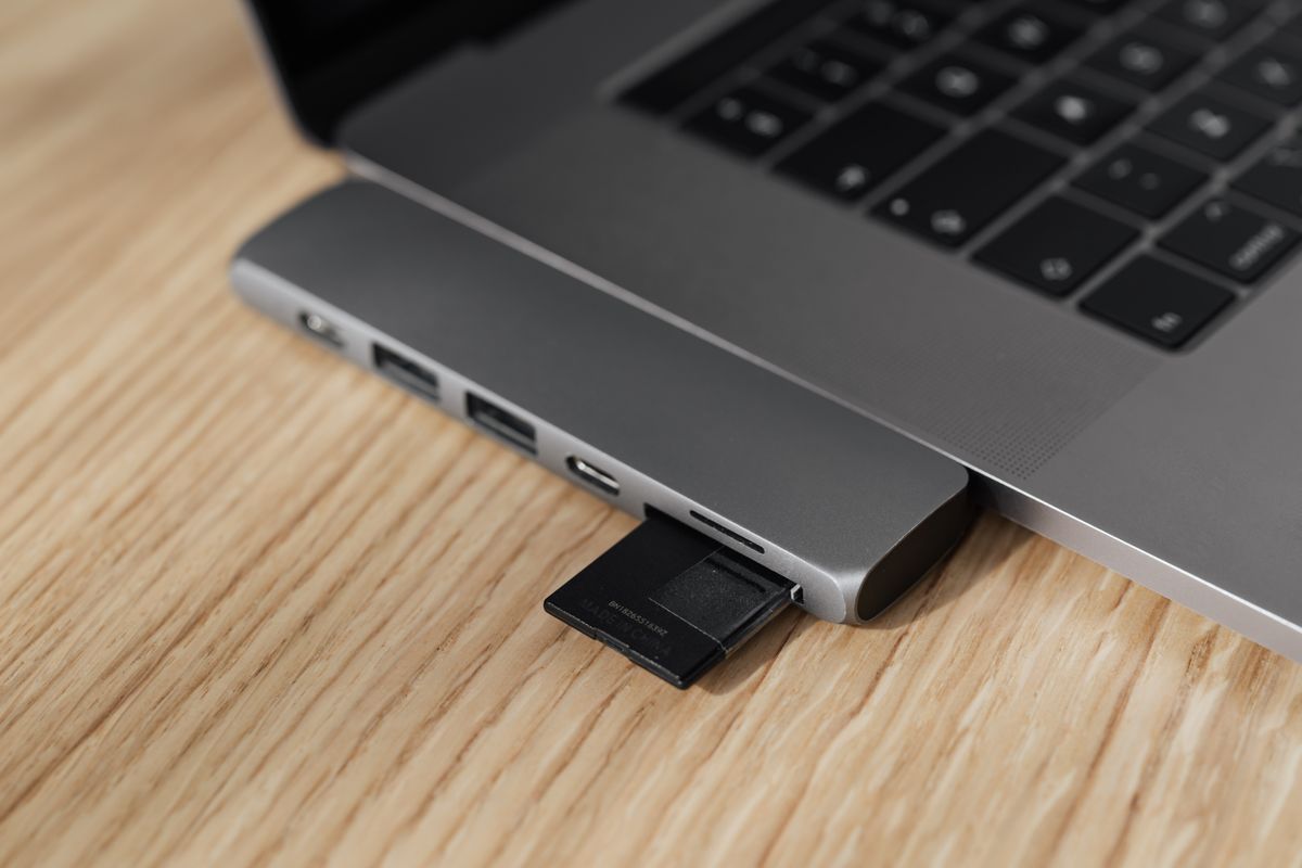 Tachograph Card Reader Compatibility Guide: VDO, Stoneridge & Continental